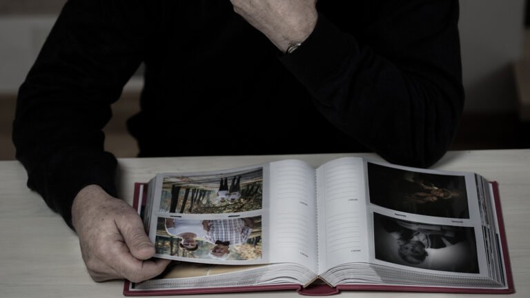 Plaque funéraire pour papa : idées de message, photo et symbole