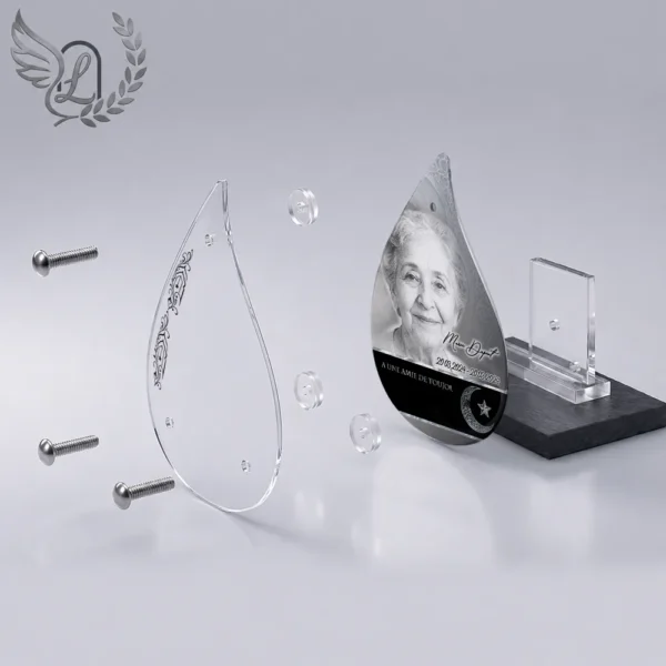 Plaque funéraire flamme musulman en vue éclatée : assemblage 5 couches plexiglas, entretoises chromées, dibond aluminium, vis inox 316