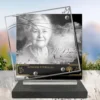 Plaque funéraire carré laïque posée sur socle ardoise du Brésil, fixation inox, 1er sous-décor