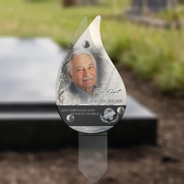 Plaque funéraire flamme pompier plantée par appendice plexiglas, sol meuble ou pot, 1er sous-décor
