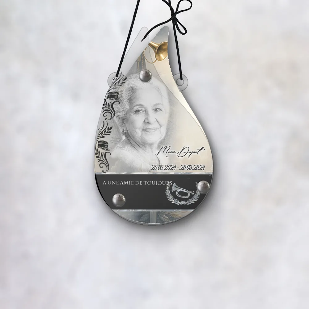 Plaque Flamme Militaire suspendue par cordelette