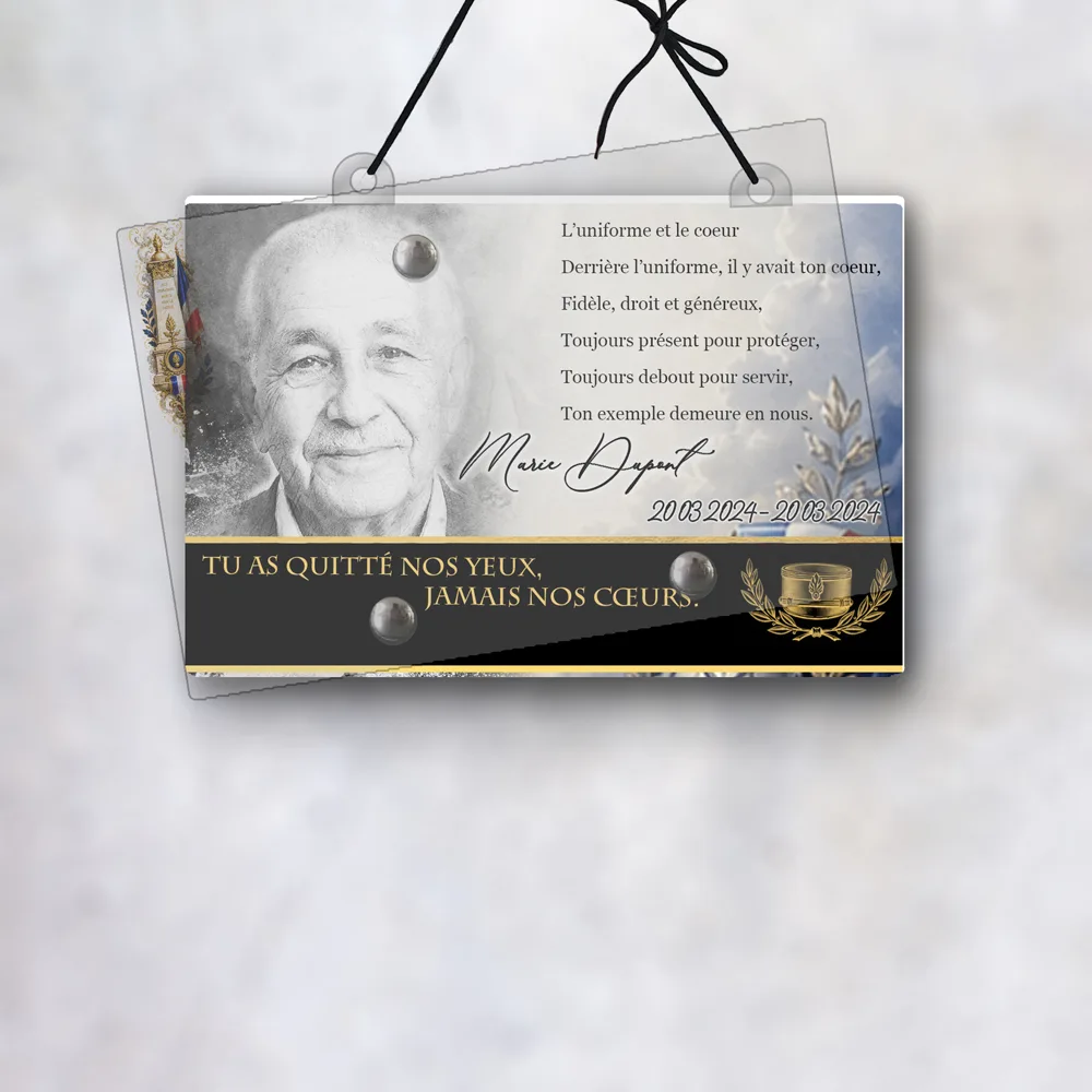 Plaque Panoramique Gendarme suspendue par cordelette