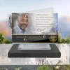 Plaque funéraire panoramique police posée sur socle ardoise du Brésil, fixation inox, 1er sous-décor