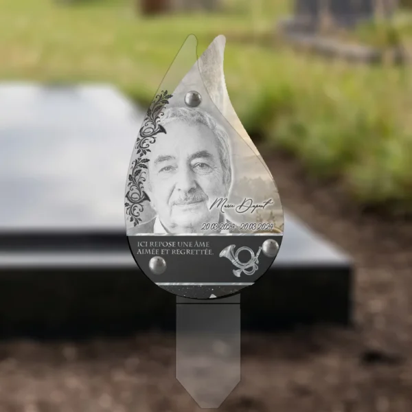 Plaque funéraire flamme chasseur plantée par appendice plexiglas, sol meuble ou pot, 1er sous-décor