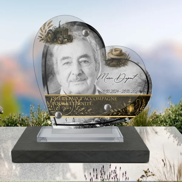 Plaque funéraire cœur agriculteur posée sur socle ardoise du Brésil, fixation inox, 1er sous-décor
