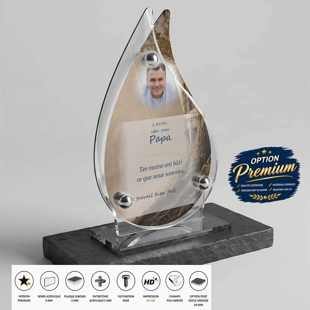 Plaque funéraire flamme Artisan finition premium présentée sur socle en ardoise