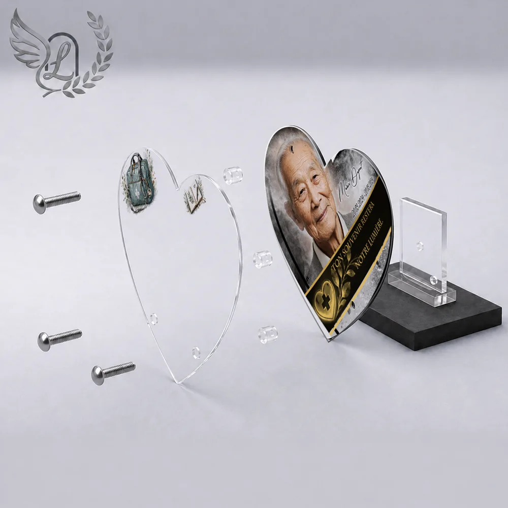 Vue éclatée plaque funéraire Cœur Soignant : construction sandwich plexi imprimé miroir, 3 entretoises, dibond et bloc ardoise
