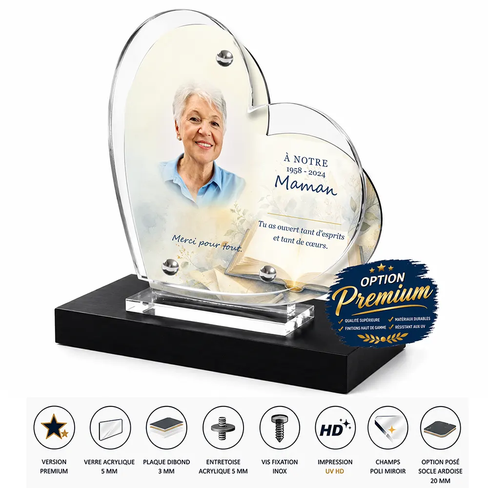 Plaque funéraire cœur Enseignant finition premium présentée sur socle en ardoise
