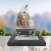 Plaque funéraire flamme fleurs posée sur socle ardoise du Brésil, fixation inox, 1er sous-décor