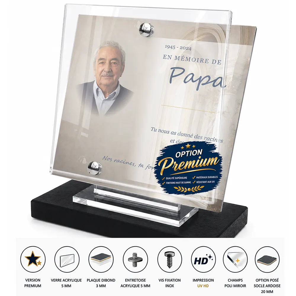 Plaque funéraire carré Arbres finition premium présentée sur socle en ardoise