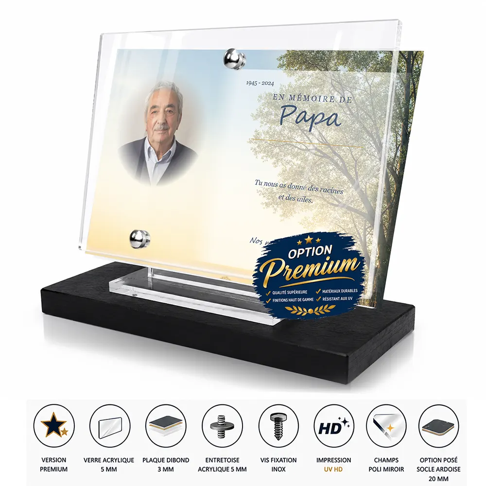 Plaque funéraire panoramique Arbres finition premium présentée sur socle en ardoise