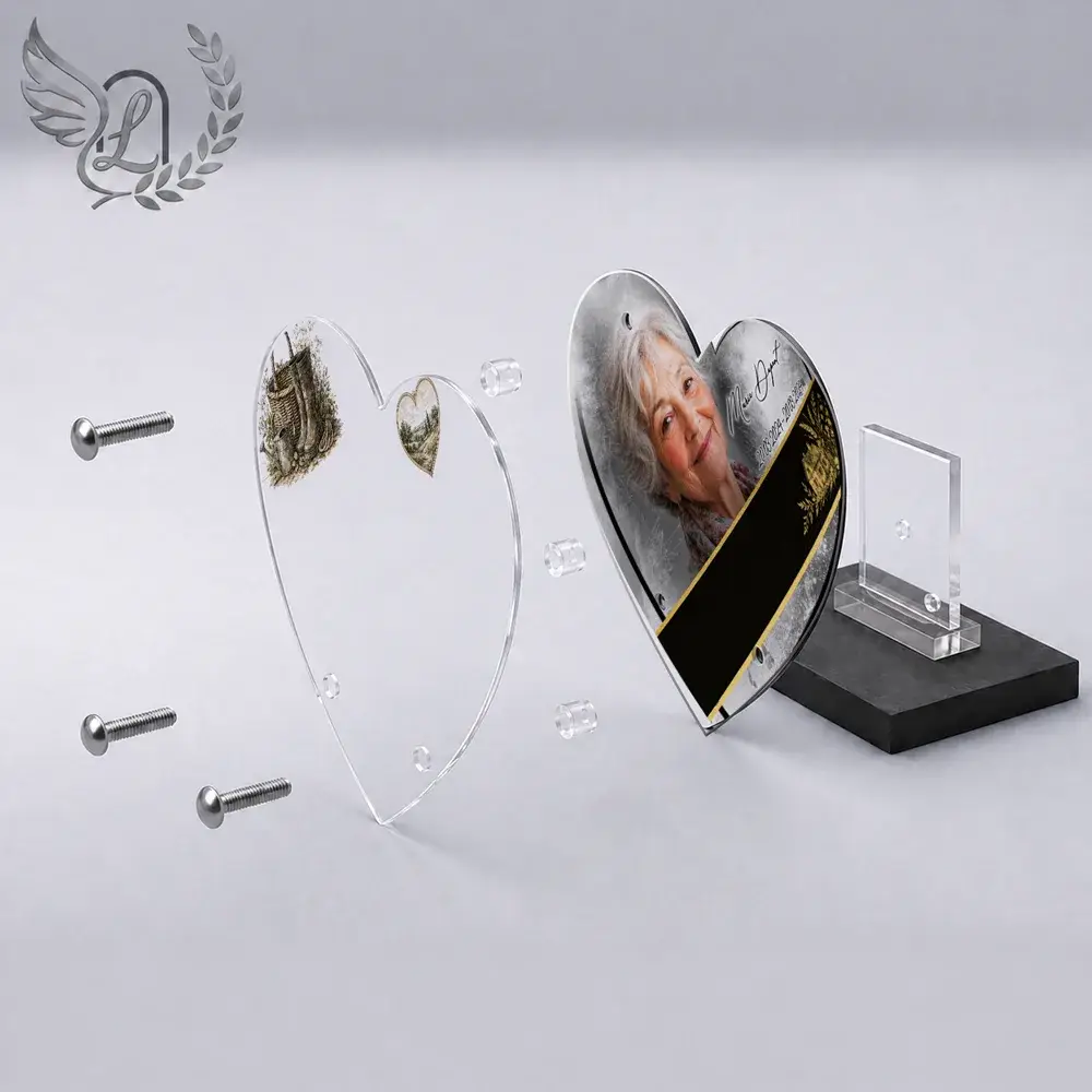Vue éclatée plaque funéraire Cœur Campagne : construction sandwich plexi imprimé miroir, 3 entretoises, dibond et bloc ardoise