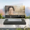 Plaque funéraire panoramique sport posée sur socle ardoise du Brésil, fixation inox, 1er sous-décor