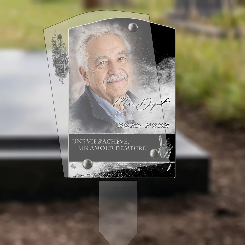 Plaque Stèle Jardinage plantée dans la terre
