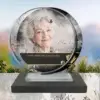 Plaque funéraire médaillon rond bricolage posée sur socle ardoise du Brésil, fixation inox, 1er sous-décor