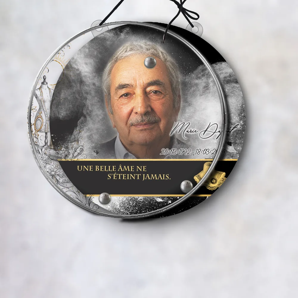 Plaque Circulaire Couture suspendue par cordelette