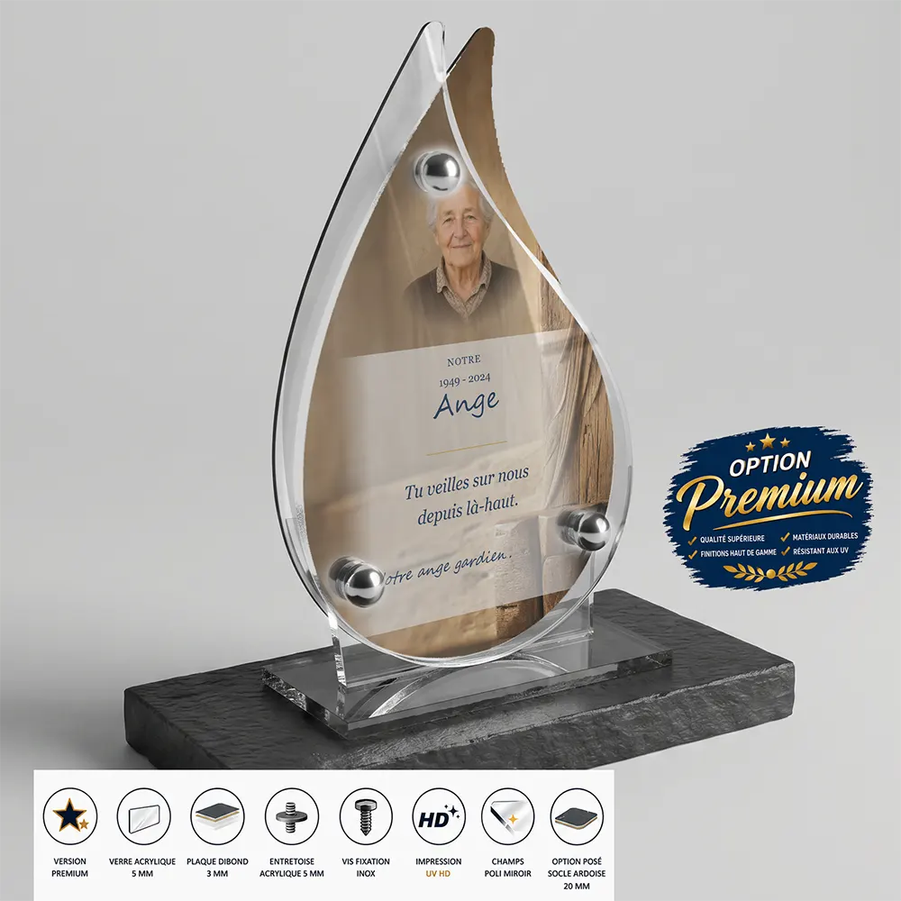 Plaque funéraire flamme Ange finition premium présentée sur socle en ardoise
