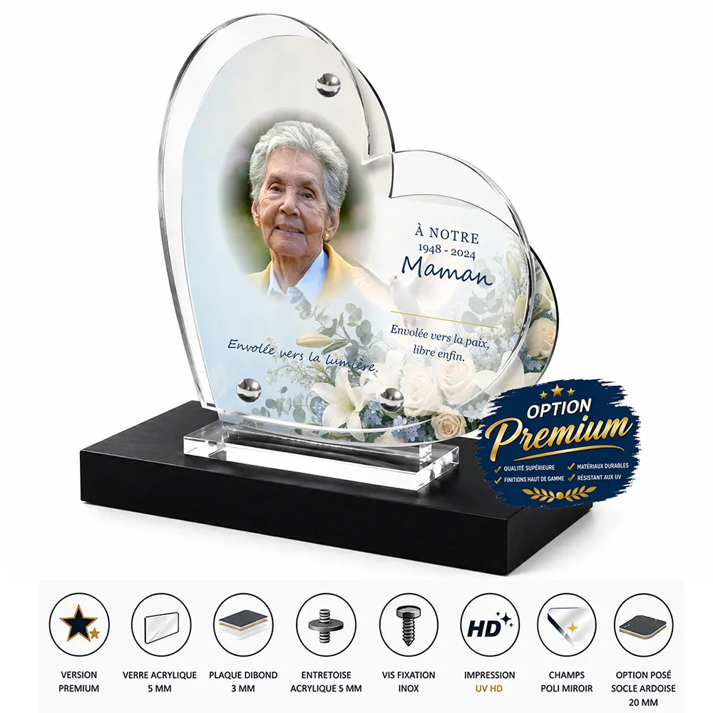 Plaque funéraire cœur Colombe finition premium présentée sur socle en ardoise
