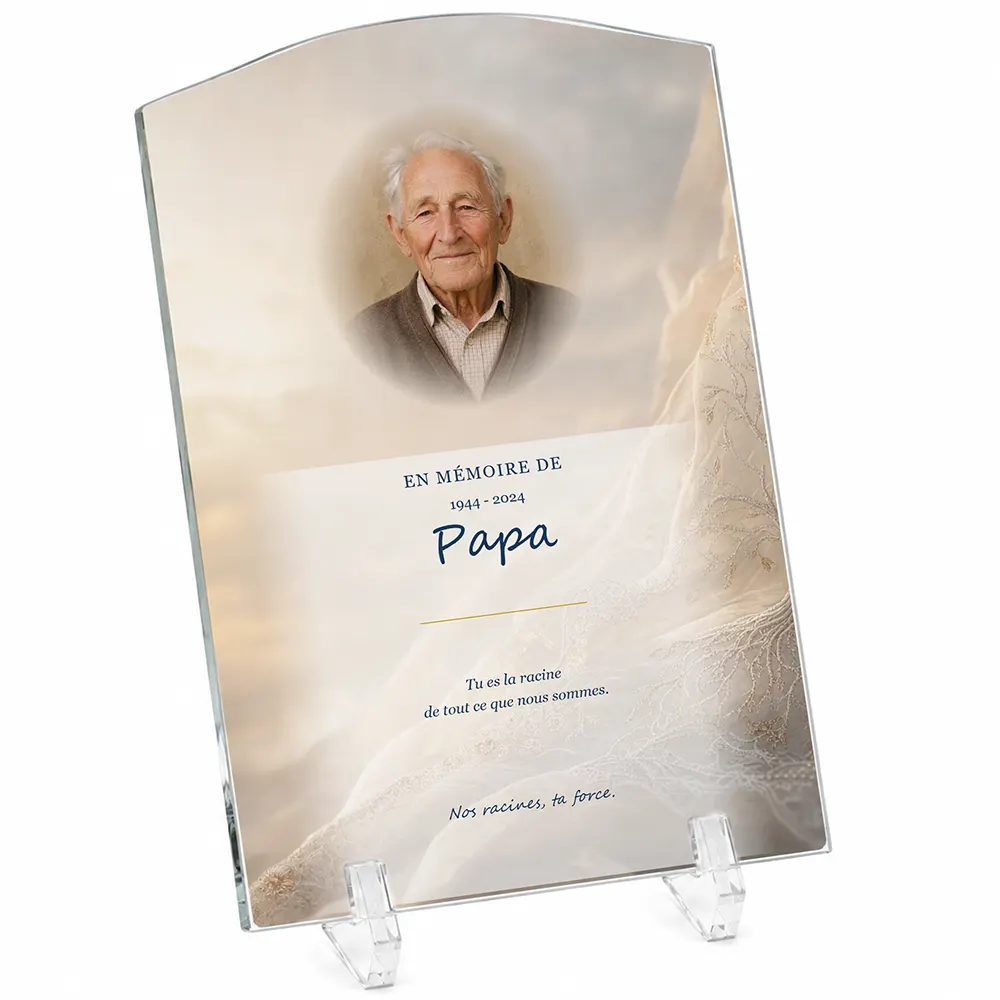 Plaque funéraire stèle Arbre de vie personnalisée — portrait, texte libre et fond au choix, présentée sur pied plexi