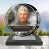 Plaque funéraire médaillon rond arbre de vie posée sur socle ardoise du Brésil, fixation inox, 1er sous-décor