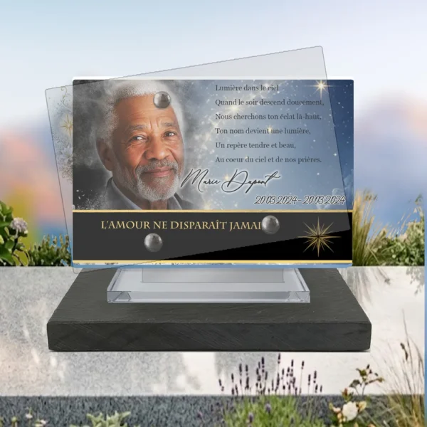 Plaque funéraire panoramique étoile posée sur socle ardoise du Brésil, fixation inox, 1er sous-décor