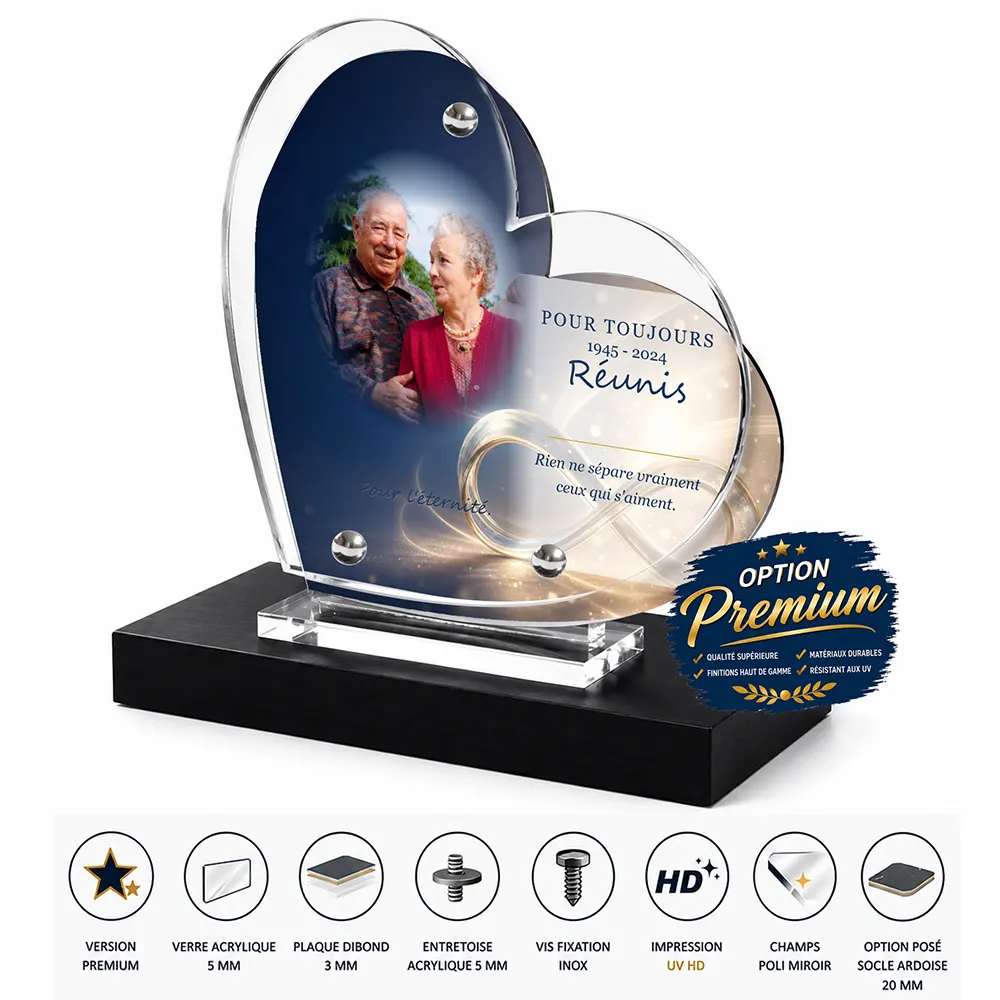 Plaque funéraire cœur Infini finition premium présentée sur socle en ardoise