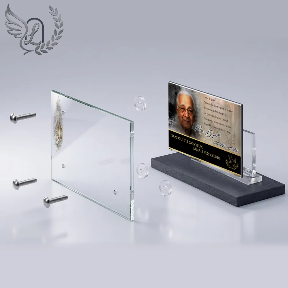 Vue éclatée plaque funéraire Panoramique Mains jointes : construction sandwich plexi imprimé miroir, 3 entretoises, dibond et bloc ardoise