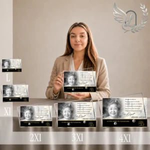 Gamme de plaques funéraires panoramiques avec photo portrait et finition or, présentées côte à côte en tailles croissantes 2XL 3XL 4XL, motif arbre de vie doré et inscription en cursive