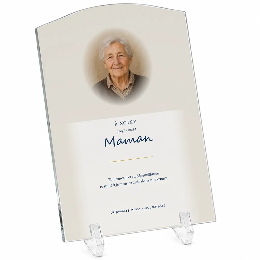 Plaque funéraire stèle Maman-Papa personnalisée — portrait, texte libre et fond au choix, présentée sur pied plexi