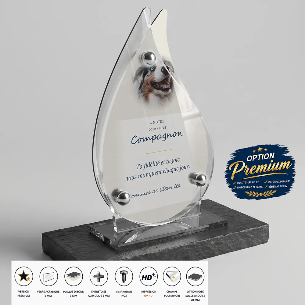 Plaque funéraire flamme Animal de compagnie finition premium présentée sur socle en ardoise