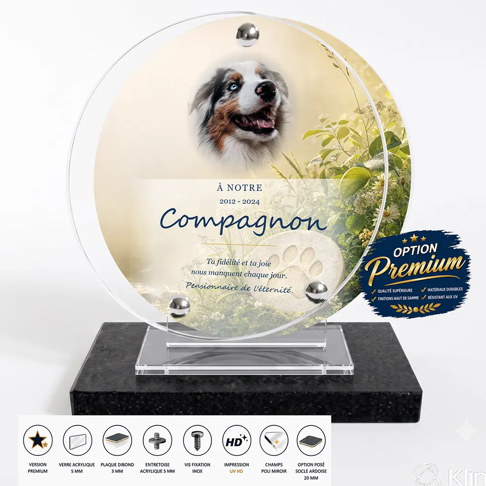 Plaque funéraire circulaire Animal de compagnie finition premium présentée sur socle en ardoise